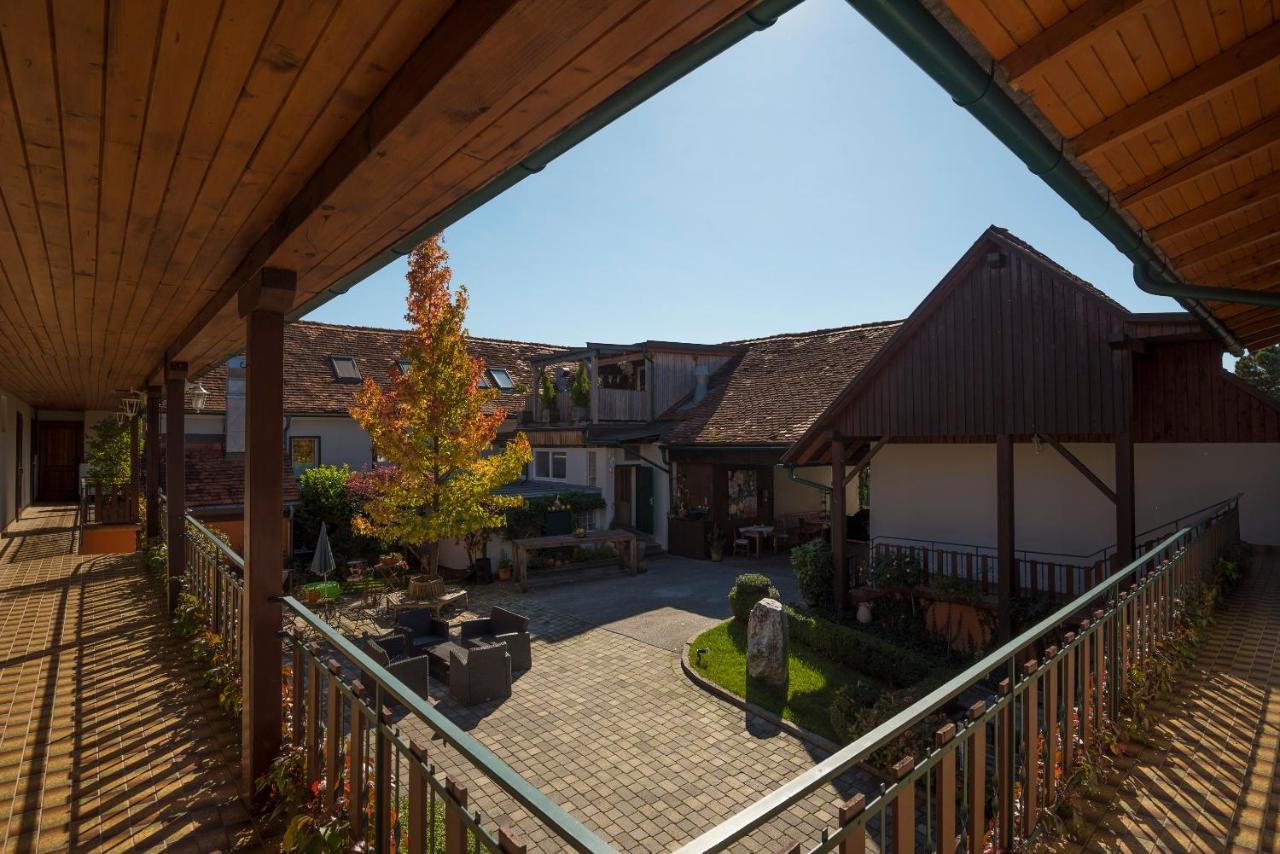 Puch bei Weiz Wirtshaus Meissl מראה חיצוני תמונה